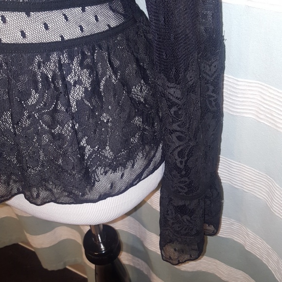 Black lace Free People top - Picture 3 of 4